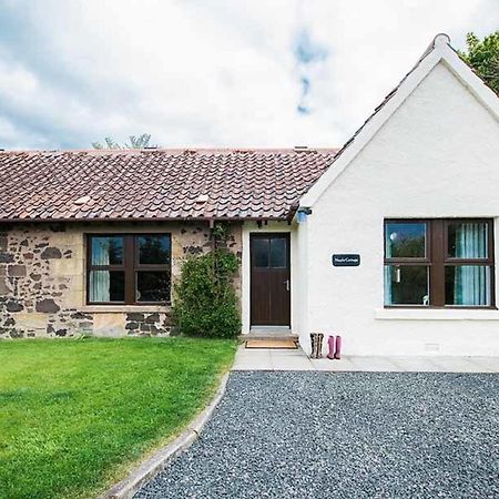 Douglas Fir Lodge With Hot Tub Near Cupar Fife Luthrie Экстерьер фото