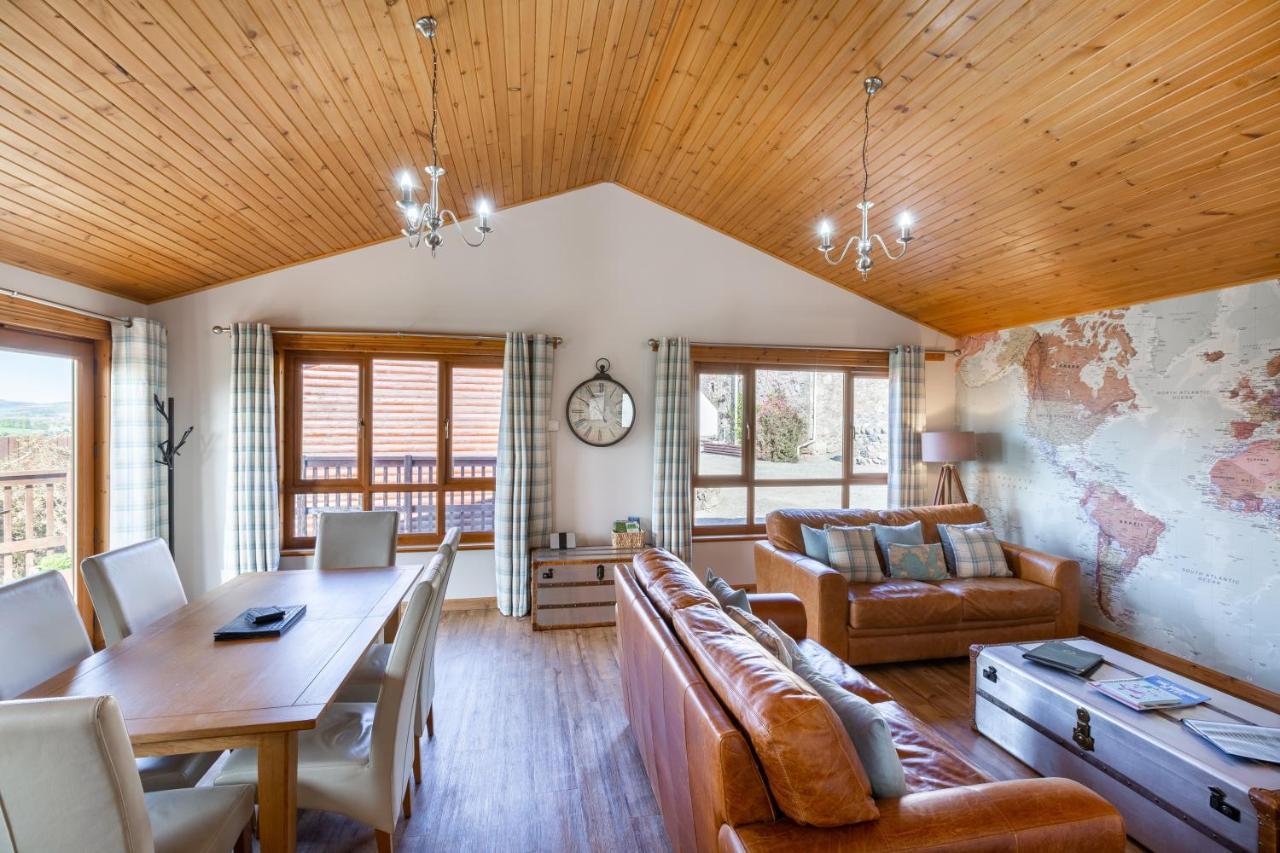 Douglas Fir Lodge With Hot Tub Near Cupar Fife Luthrie Экстерьер фото