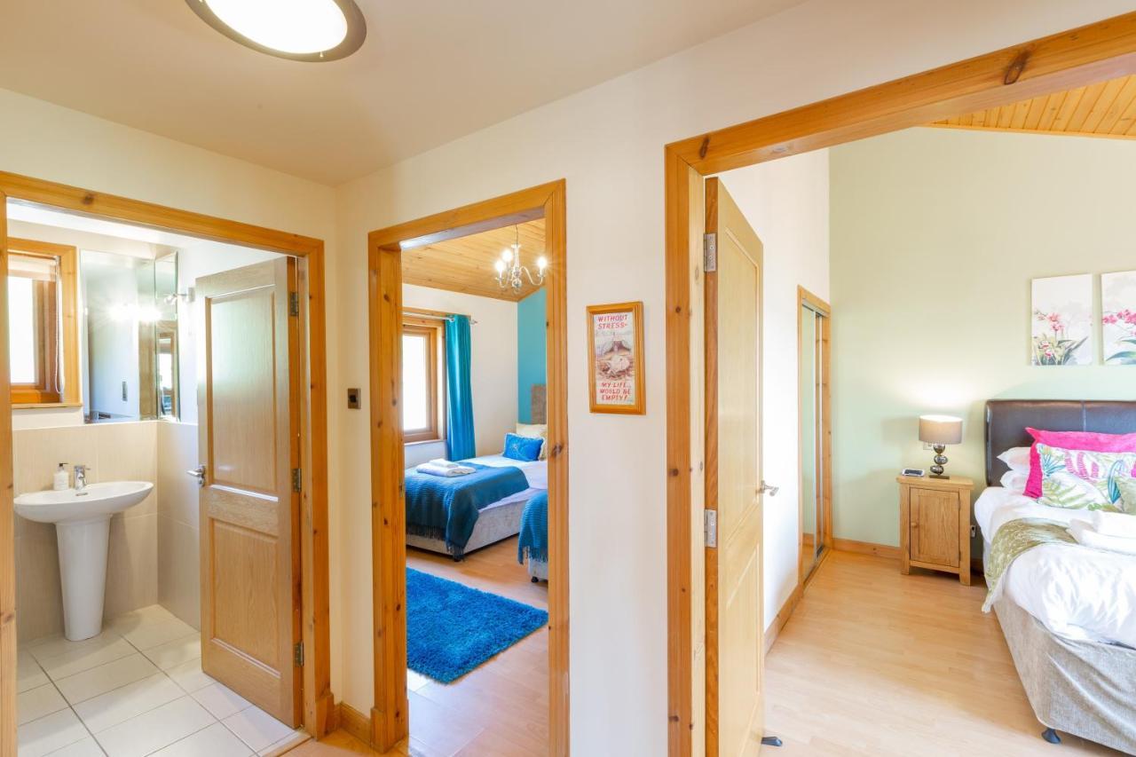 Douglas Fir Lodge With Hot Tub Near Cupar Fife Luthrie Экстерьер фото